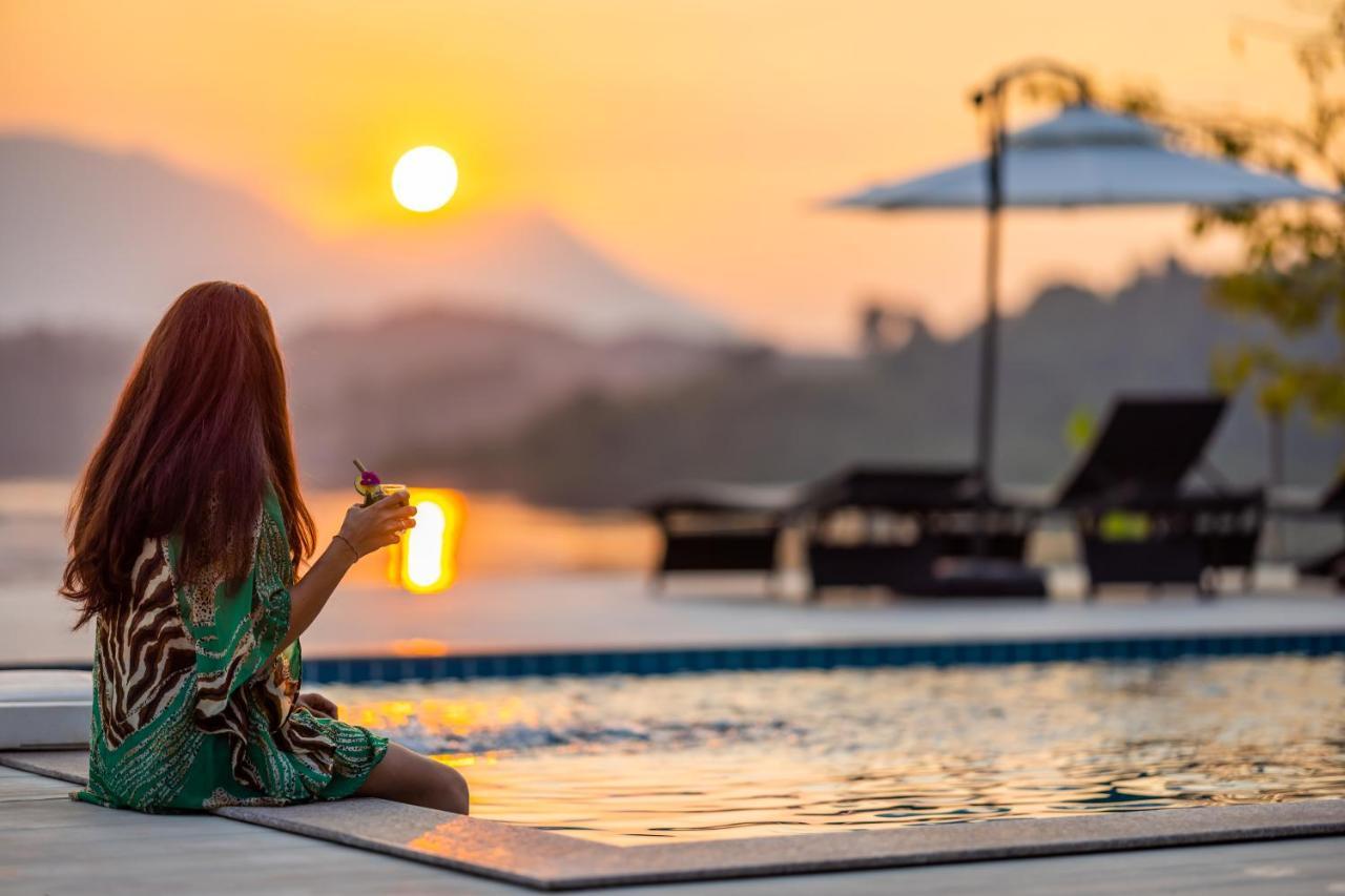 The Sanctuary Nam Ngum Beach Resort Vang Vieng Exterior photo