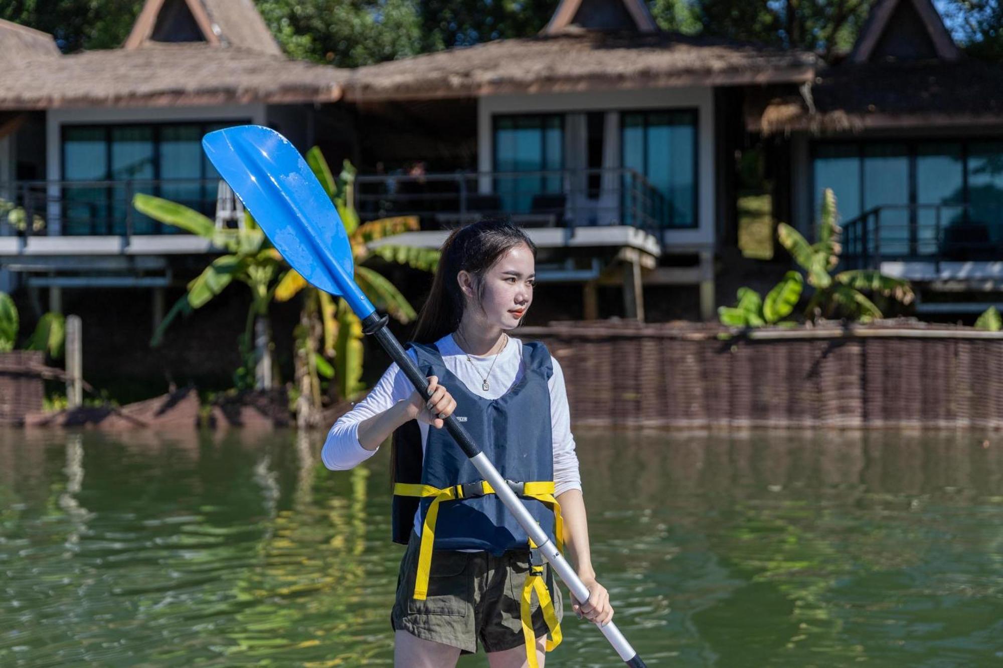 The Sanctuary Nam Ngum Beach Resort Vang Vieng Exterior photo